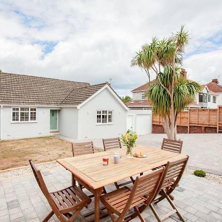 Honeybrook - Cosey Detached Home, Modern, Spacious トーキー エクステリア 写真